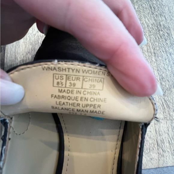 Women’s Black Ashtyn Loafer size 8.5 - Picture 6 of 10